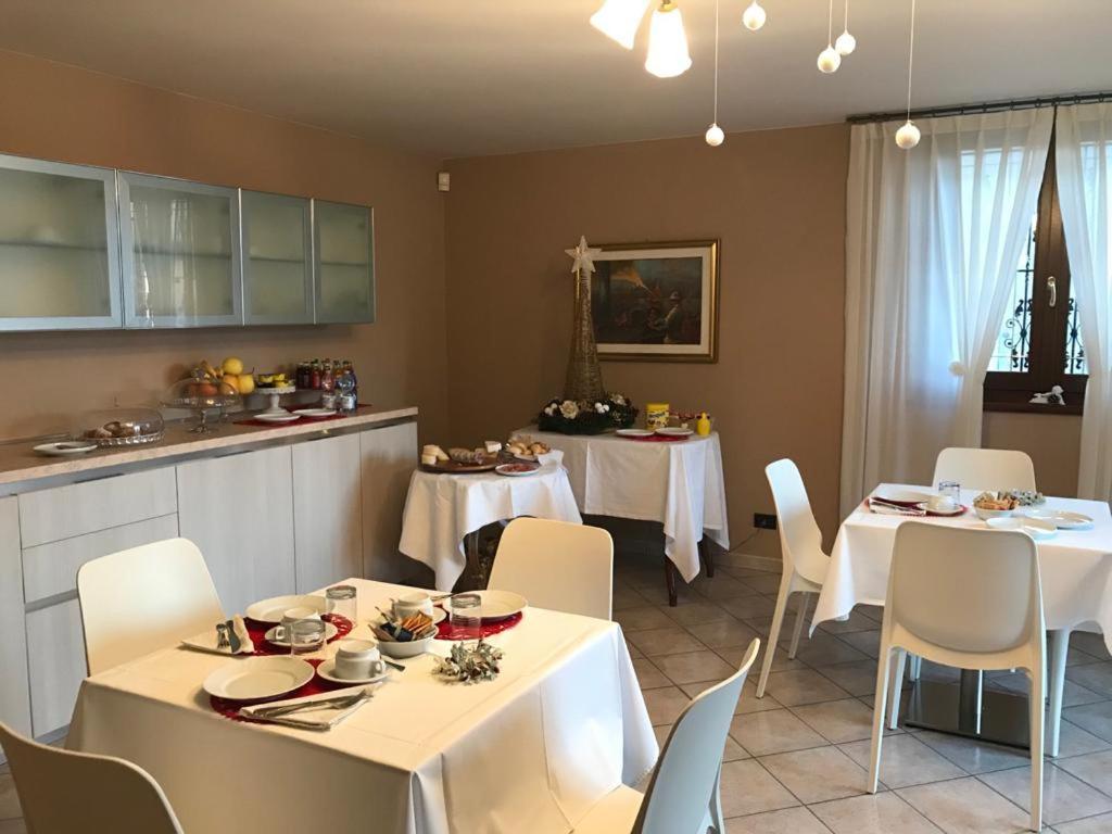 Appartamenti Isola Verde Villa  Rom bilde
